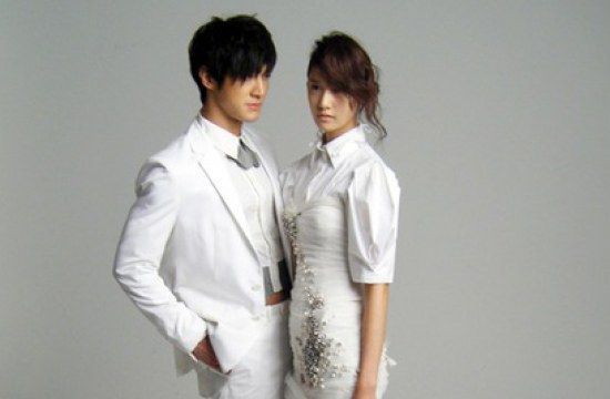 choi_siwon_and_yoona_look_good_together_